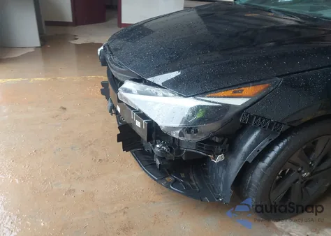 2022 Hyundai Elantra Sel from USA, damaged, VIN KMHLS4AG9NU349020